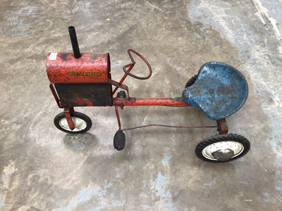 Lot 2005 - 1950's children's Tri-ang Midget pedal tractor