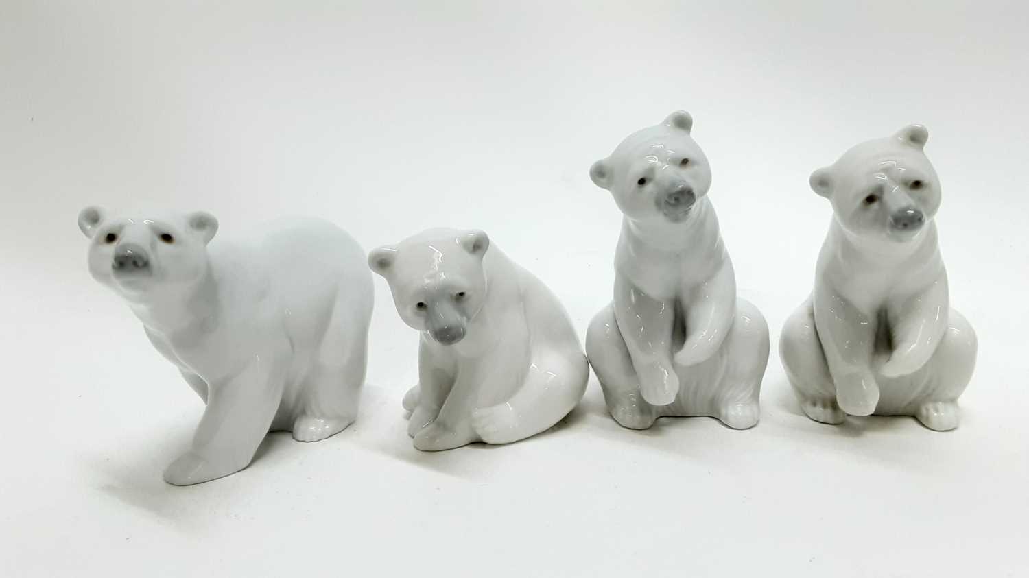 Lot 1265 - Four Lladro polar bears