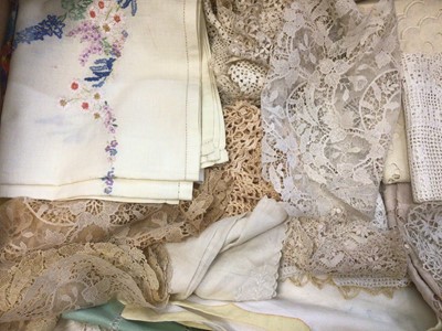 Lot 2088 - Box of lace including bobbin lace large fall cap, Maltese lace lengths and other items, bobbin lace wide collar and lenght, decorated net lace plus some lace table linens.