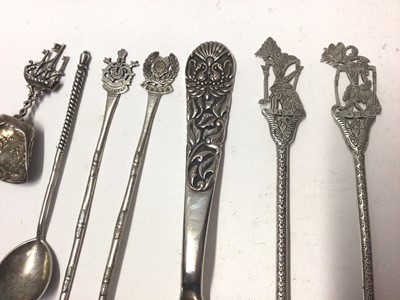 Lot 218 - Collection of silver and white metal items to include Russian silver spoon, Dutch silver caddy spoon and others, all at 8.5oz
