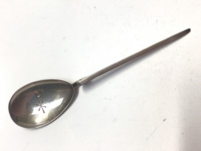 Lot 232 - Three silver King's pattern forks, together with a silver King's pattern table spoon, a silver toddy ladle and other silver flatware (various dates and makers), all at 19oz