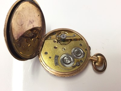 Lot 138 - Late 19th century Continental 14ct gold fob watch in engraved case, 3.5cm in diameter