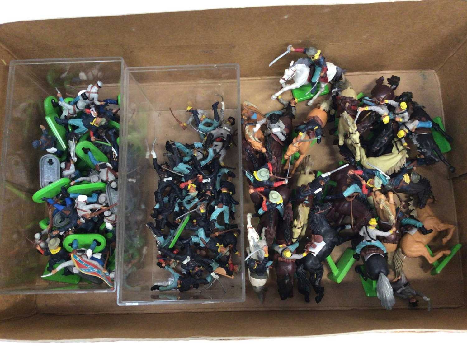 Lot 1960 - Selection of plastic Wild West models and figures including Cowboys, Indians, Confederate & Union Army, both on foot and horseback (Qty)
