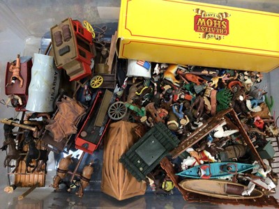 Lot 1960 - Selection of plastic Wild West models and figures including Cowboys, Indians, Confederate & Union Army, both on foot and horseback (Qty)