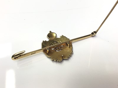 Lot 297 - First World War Royal Engineers 15ct gold and enamel sweetheart brooch, 5.2cm in length, 5 grams