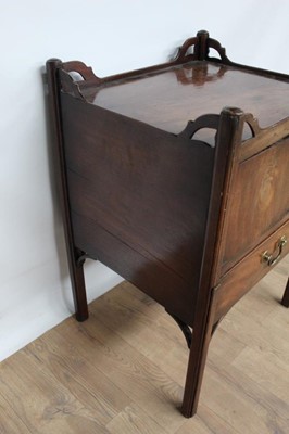 Lot 1332 - George III mahogany washstand