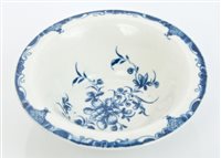 Lot 210 - 18th century Worcester blue and white patty...