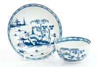 Lot 214 - 18th century Worcester blue and white tea bowl...