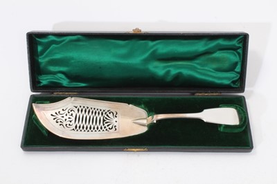 Lot 444 - William IV silver fish slice in a fitted case.