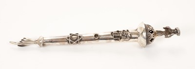 Lot 432 - 19th century Imperial Russian Torah pointer with applied Star of David, Lion and figure terminal