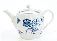 Lot 200 - 18th century Worcester blue and white...