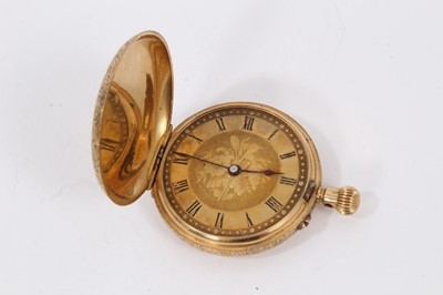 Lot 563 - Late 19th century Swiss 18ct gold fob watch