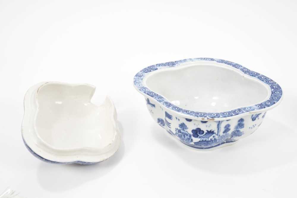 Lot 81 - A Derby blue and white tureen and cover,