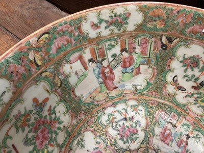 Lot 150 - 19th century Chinese Canton punch bowl