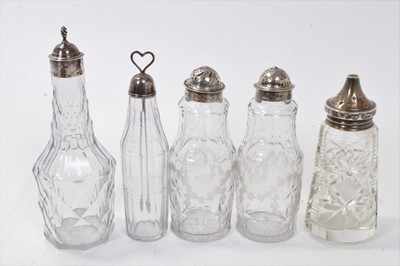 Lot 344 - Selection of miscellaneous silver to include George III pap boat, Russian spoon, and other items