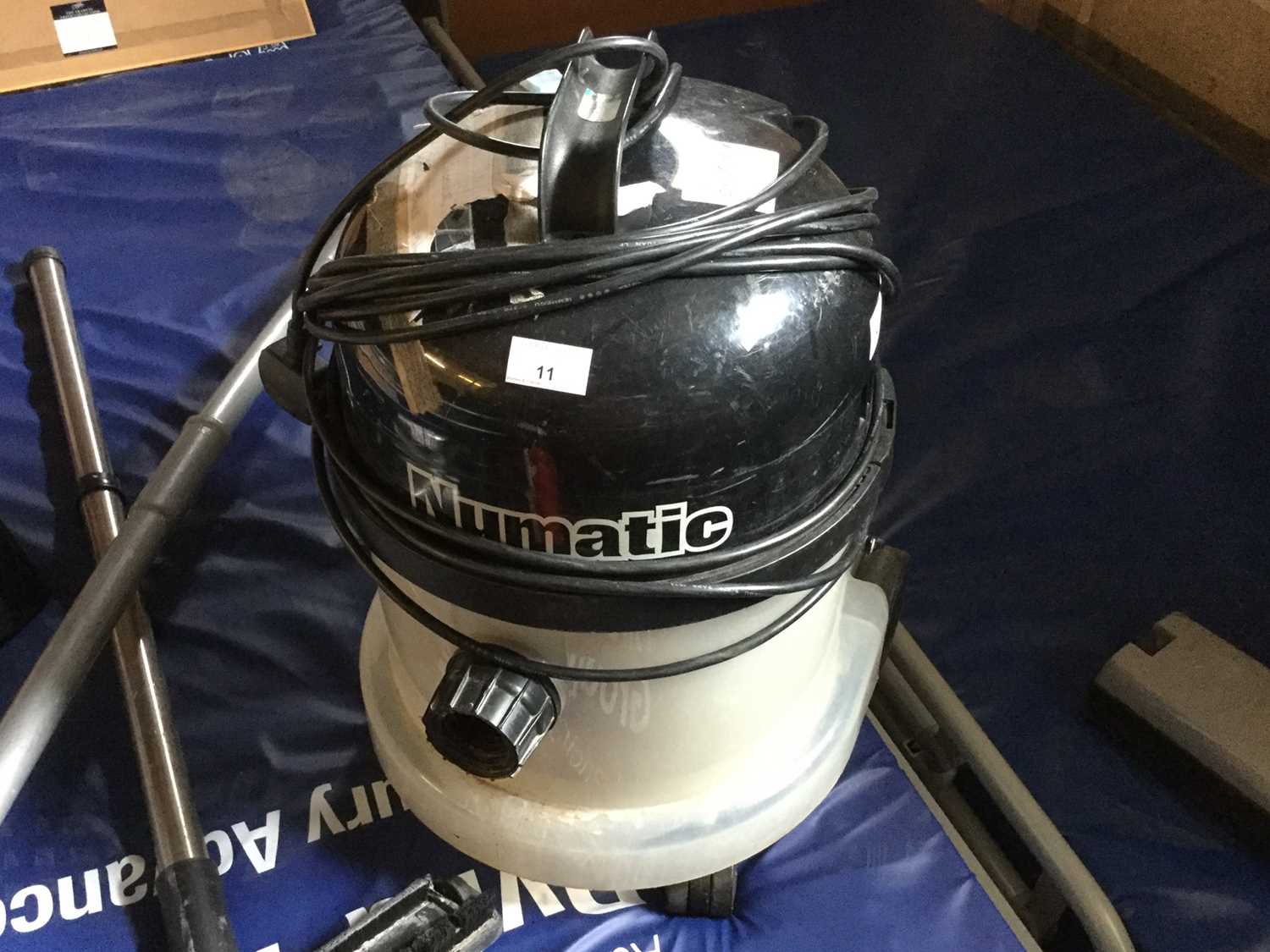 Lot 11 - Numatic vacuum cleaner