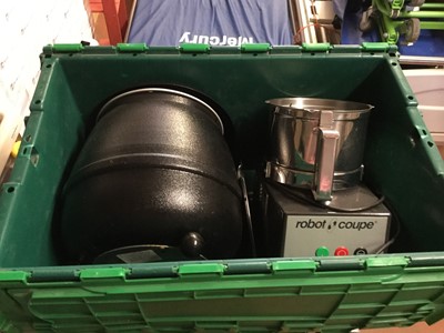 Lot 26 - Robot Coupe R201 Ultra food processor, together with a heating / soup cauldron (2)