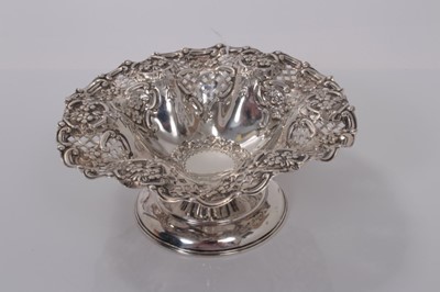 Lot 1 - Late Victorian silver pedestal bon bon dish with pierced and embossed decoration, (Sheffield 1899), maker Lee & Wigfull, 15cm diameter (5.9oz)