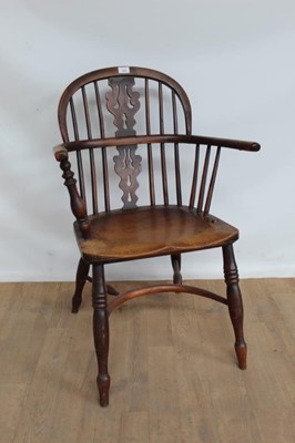 Lot 1091 - Nineteenth century yew and elm Windsor chair with pierced splat back, on turned legs with crinoline stretcher