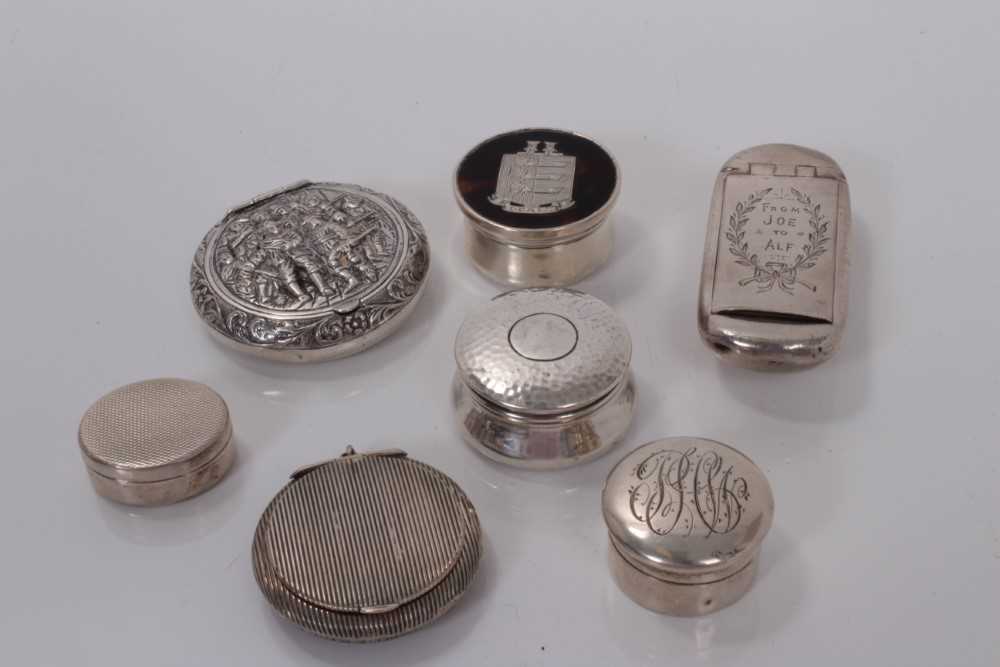 Lot 30 - Victorian silver snuff box with engraved presentation inscription, (Sheffield 1898), together with Dutch silver snuff box and other silver pill boxes, various dates and makers (7) (all at 4oz)