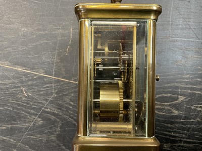 Lot 131 - French brass carriage clock