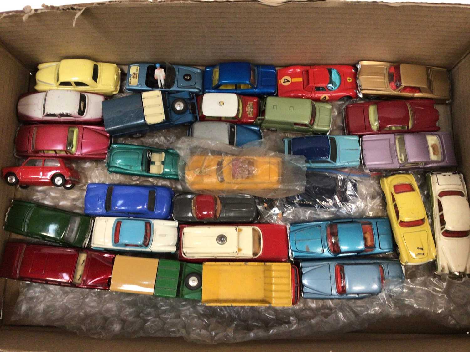 Lot 1859 - Collection of Corgi unboxed models including saloon cars, racing cars and commercial vehicles.