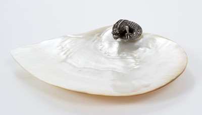 Lot 330 - Silver mounted shell caviar dish