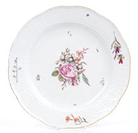 Lot 290 - Mid-18th century Meissen plate, polychrome...