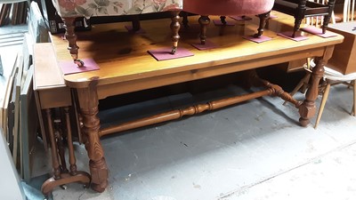 Lot 1267 - Pine kitchen table