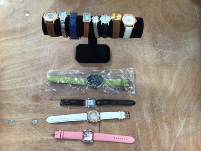 Lot 709 - Selection of ladies watches (mostly working)