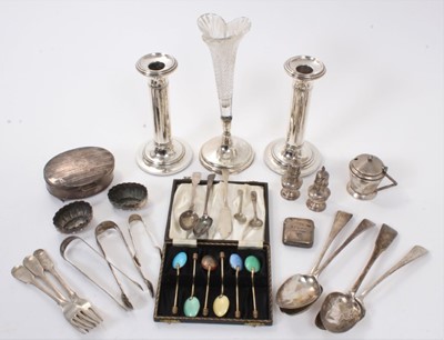 Lot 327 - Selection of miscellaneous Georgian, victorian and early 20th century silver and white metal