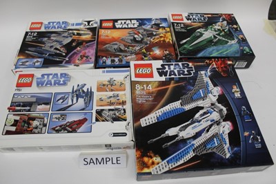 Lot 1814 - Collection of Star Wars toys including Lego sets, figures and machine.  Construction kit etc.