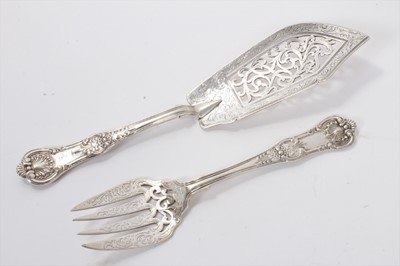 Lot 301 - Pair Victorian silver Queens or Rosette pattern fish servers, with pierced and engraved blades