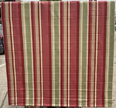 Lot 376 - Large good quality roman blind with green, red and white stripe fabric, 183cm drop x 179cm wide, together with pair of grey and white zig zag roman blinds, 103cm drop x 65cm wide and one other naut...