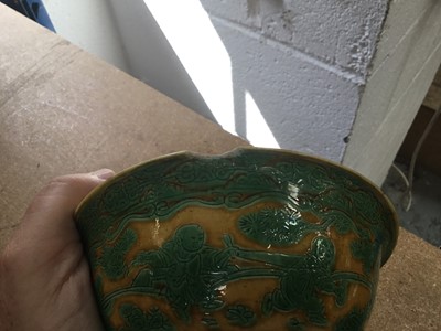 Lot 151 - A fine Chinese yellow and green glazed and incised bowl, Jiajing