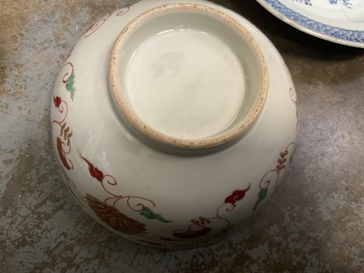 Lot 131 - Chinese ceramics