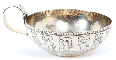 Lot 307 - Edwardian silver copy of an ancient Greek Mycenaean wine cup