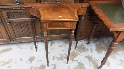 Lot 1148 - Georgian style mahogany side table with single drawer on reeded turned legs