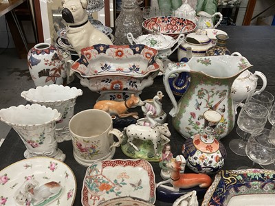 Lot 133 - Collection of ceramics and glass.