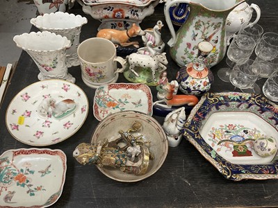 Lot 133 - Collection of ceramics and glass.