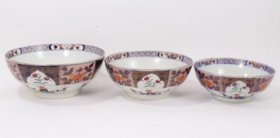 Lot 219 - Three 19th century graduated Imari porcelain bowls, probably Samson of Paris.