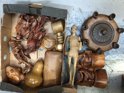 Lot 670 - Box of treen including oriental figures