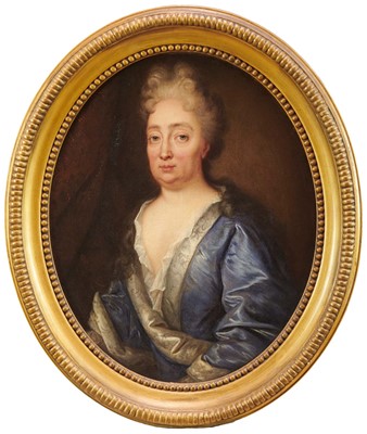 Lot 1054 - Circle of Michael Dahl (1656-1743), oval oil on canvas - portrait of Caroline of Brandenburg-Ansbach (1683 - 1737) wife of George II, 41cm x 33cm, in gilt frame