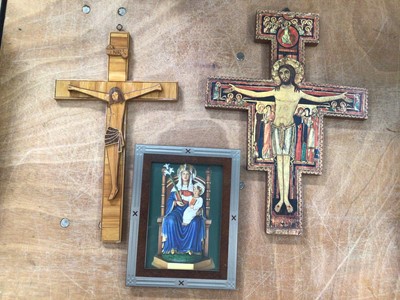 Lot 703 - Russian icon, crucifixes, ethnic carving and other religious items