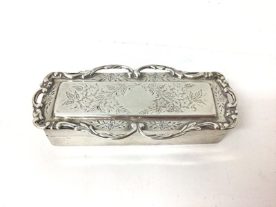 Lot 263 - Edwardian silver trinket  box
