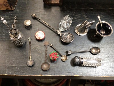 Lot 916 - Small group of silver and silver plate, including coin spoons