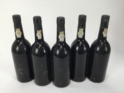 Lot 51 - Port - five bottles, Graham's 1977, bottled 1979