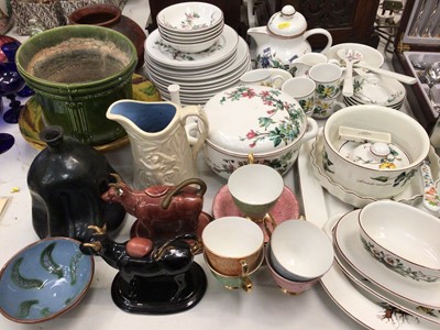Lot 333 - Villeroy & Boch Botanica tea and dinner ware, five Royal Albert Gossamer tea cups and saucers, two cow cream jugs and other ceramics