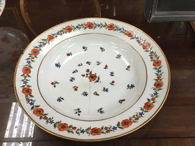 Lot 146 - Extensive 19th century continental porcelain Poppy pattern dinner service