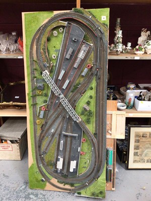 Lot 601 - Large scratch built railway track, built for N-Gauge trains, with switch system